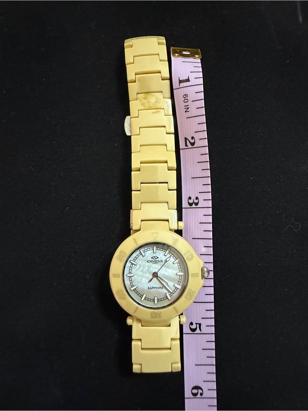 Oniss ladies watch in light yellow - Picture 3 of 4